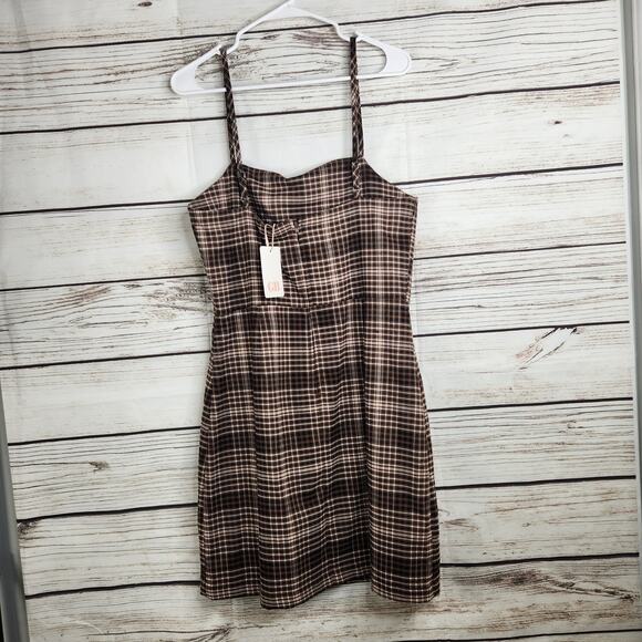 GB Woman's Brown Plaid Dress Size Large With Tags - Picture 4 of 12